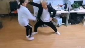 趣味成人障碍训练视频,趣味成人障碍训练视频全解析-第1张图片-成人动漫3d无尽视频