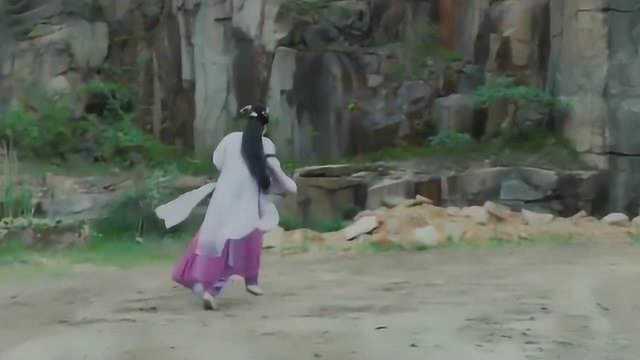 蛤蟆变成人形的视频,穿越时空的奇幻之旅-第1张图片-成人动漫3d无尽视频