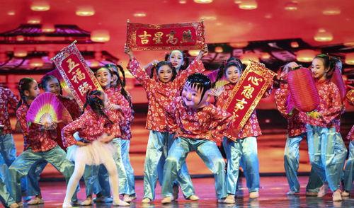 贵州舞蹈比赛成人舞视频,一场视觉与情感的盛宴-第2张图片-成人动漫3d无尽视频