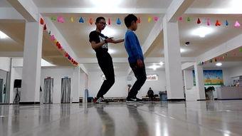 成人街舞如何讲课教学视频,轻松入门,舞动自我-第3张图片-成人动漫3d无尽视频 成人街舞如何讲课教学视频,轻松入门,舞动自我-第3张图片-成人动漫3d无尽视频