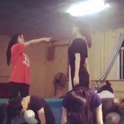 简单积极成人舞蹈视频,简单积极成人舞蹈视频赏析-第2张图片-成人动漫3d无尽视频