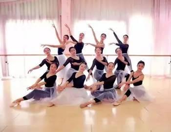 打鼓舞蹈视频成人,从打鼓舞蹈视频看人生百态-第2张图片-成人动漫3d无尽视频