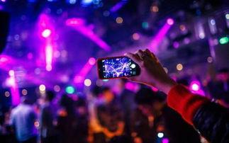 走秀成人折扇直播视频,成人折扇演绎古典韵味-第3张图片-成人动漫3d无尽视频